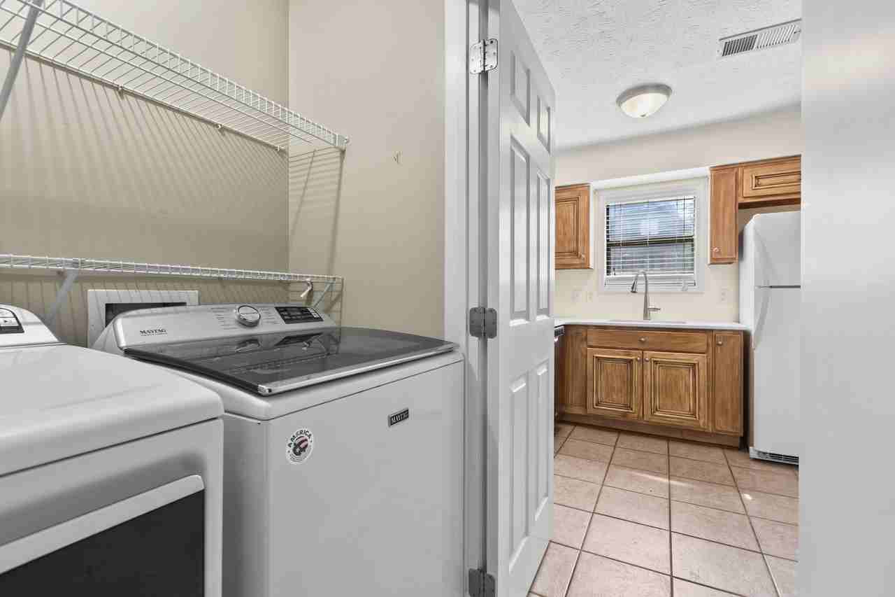 111 S Ross St #7 - Photo 3 of 8
