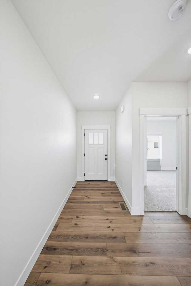 475 River Pkwy - Photo 4 of 50