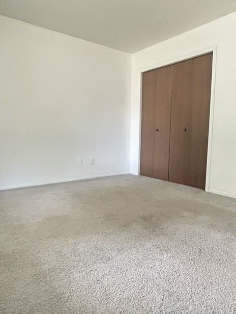 2951 Englewood Ave Se #2951 - Photo 5 of 10