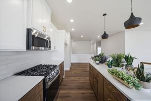 featured image of 435 River Pkwy