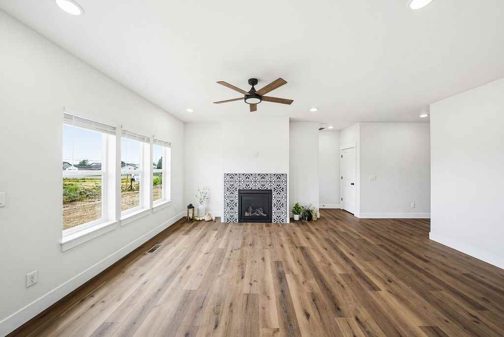 485 River Pkwy - Photo 4 of 50
