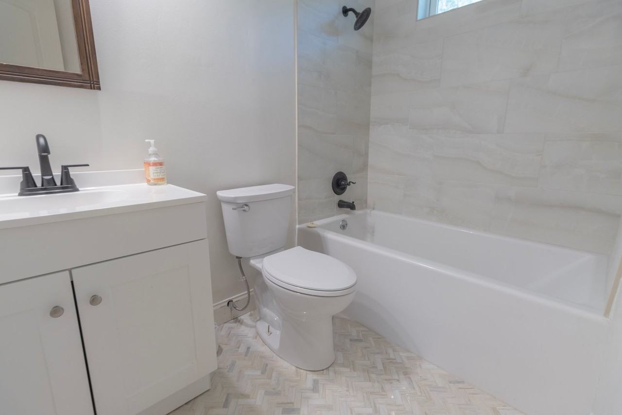 1850 W Amos Dr - Photo 6 of 18