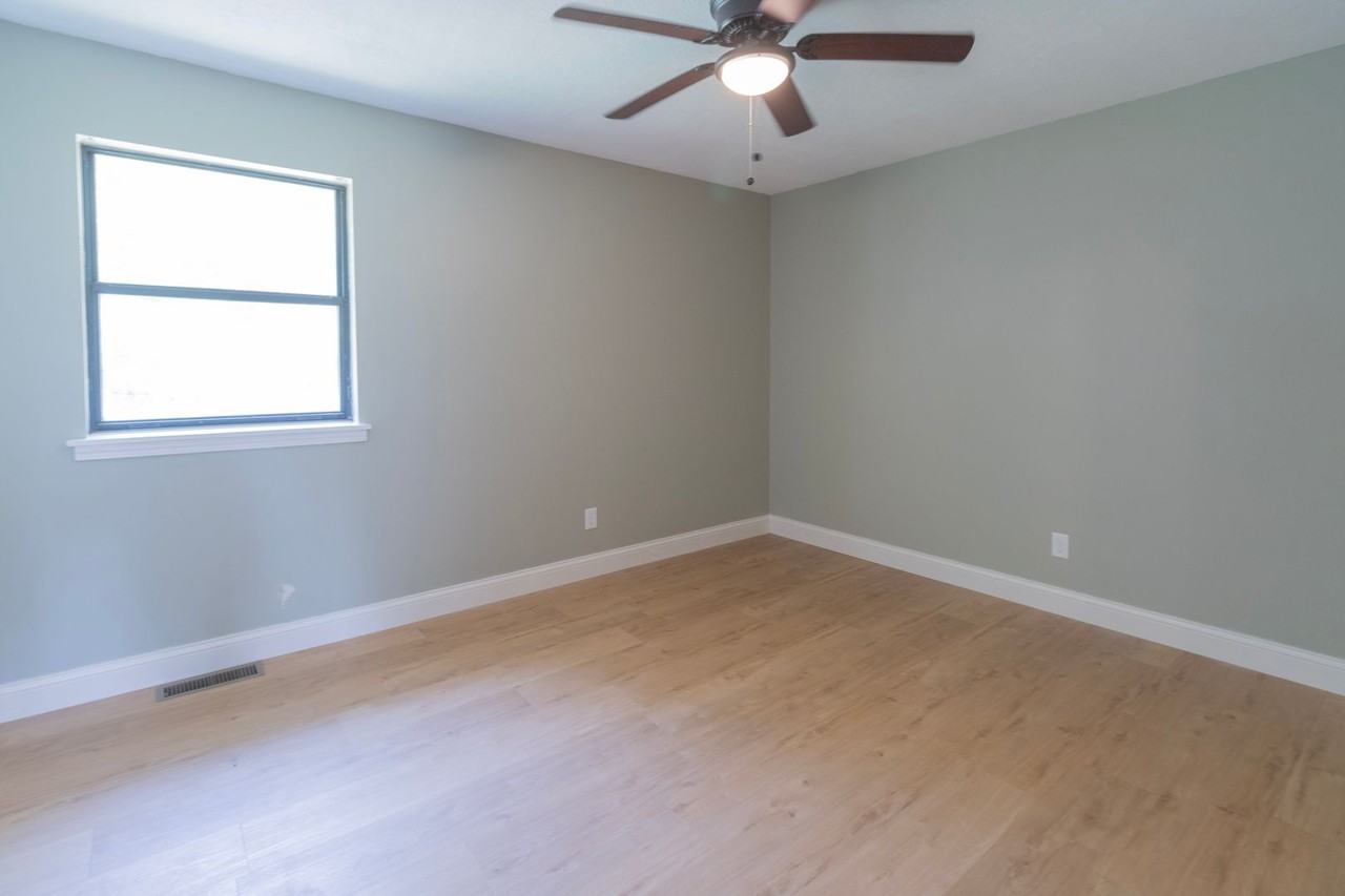 1850 W Amos Dr - Photo 7 of 18