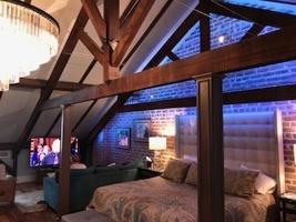 featured image of 1113 Decatur St
