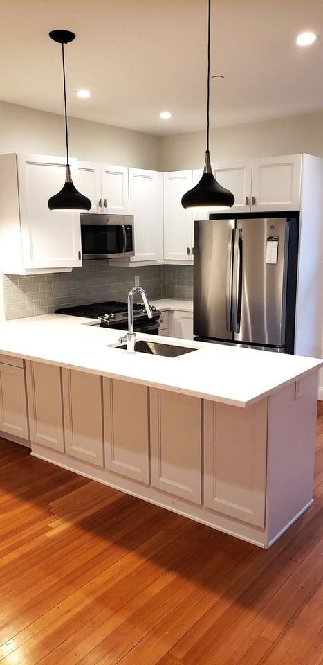Whitney Modern - Photo 2 of 13