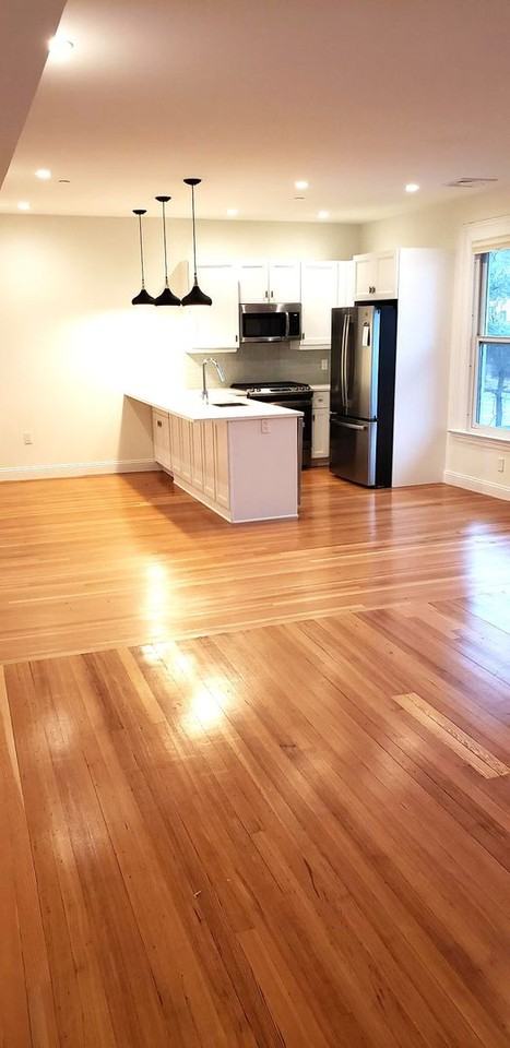 Whitney Modern - Photo 3 of 13