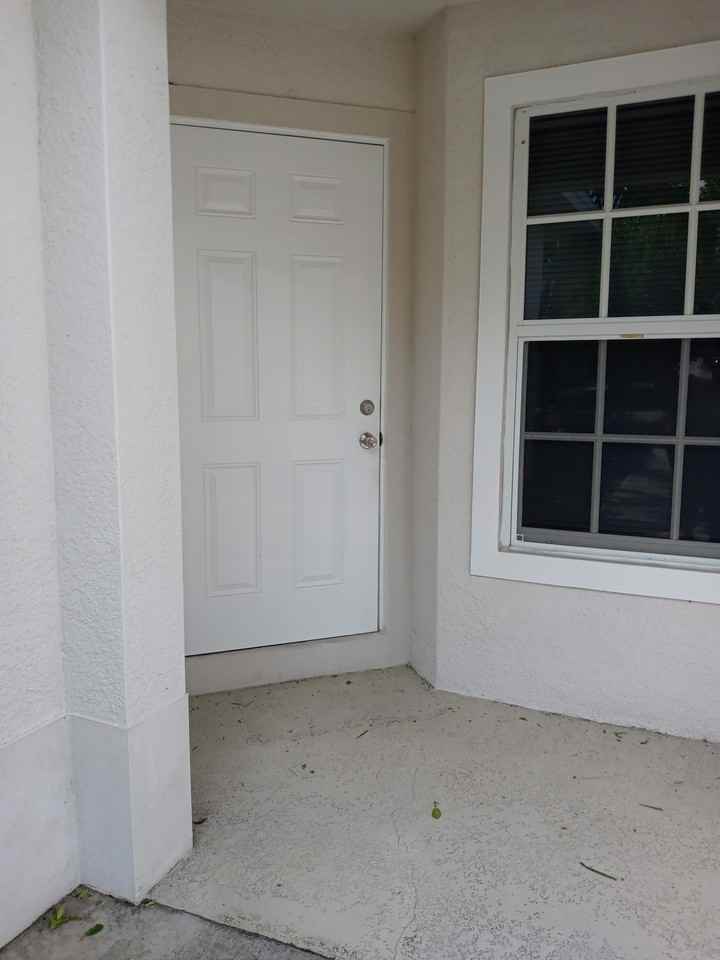 219 Se Van Loon Ter - Photo 4 of 37