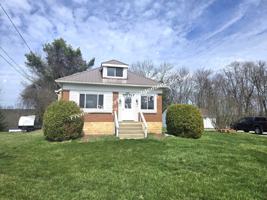 featured image of 1425 Barclay Hill Rd #1