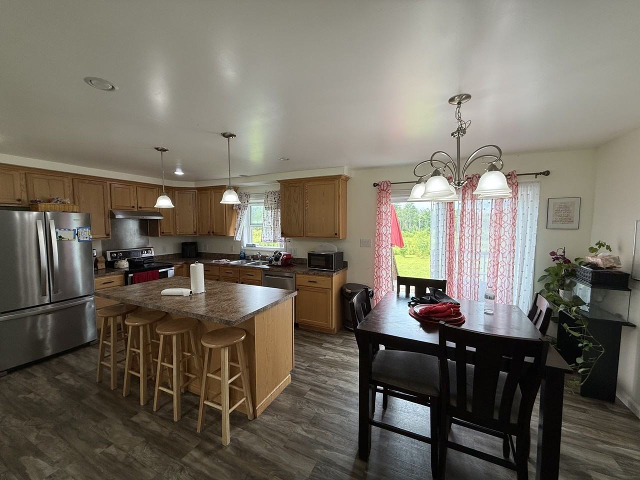 1258 Warren Rd - Photo 2 of 10