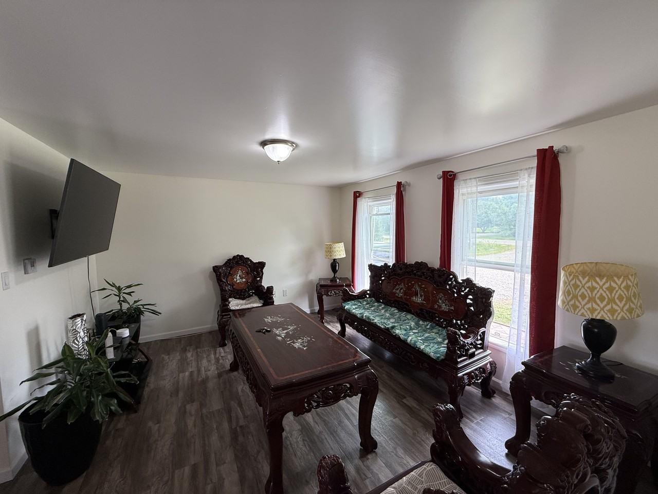 1258 Warren Rd - Photo 3 of 10