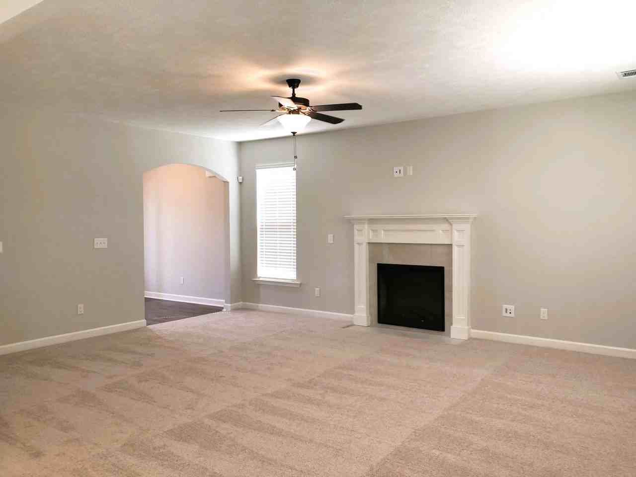 1052 Mulford Loop #1 - Photo 4 of 24