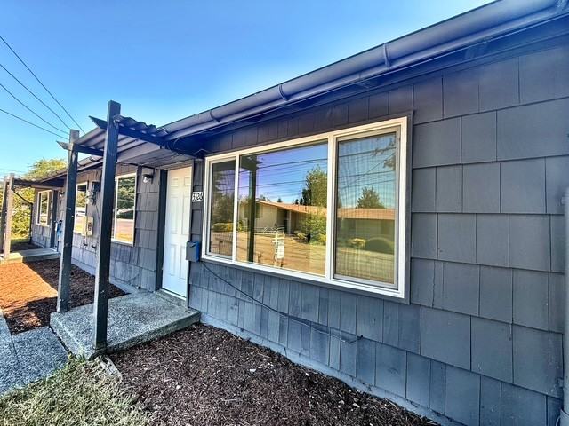 3326 Halverson Ave #1 - Photo 2 of 16