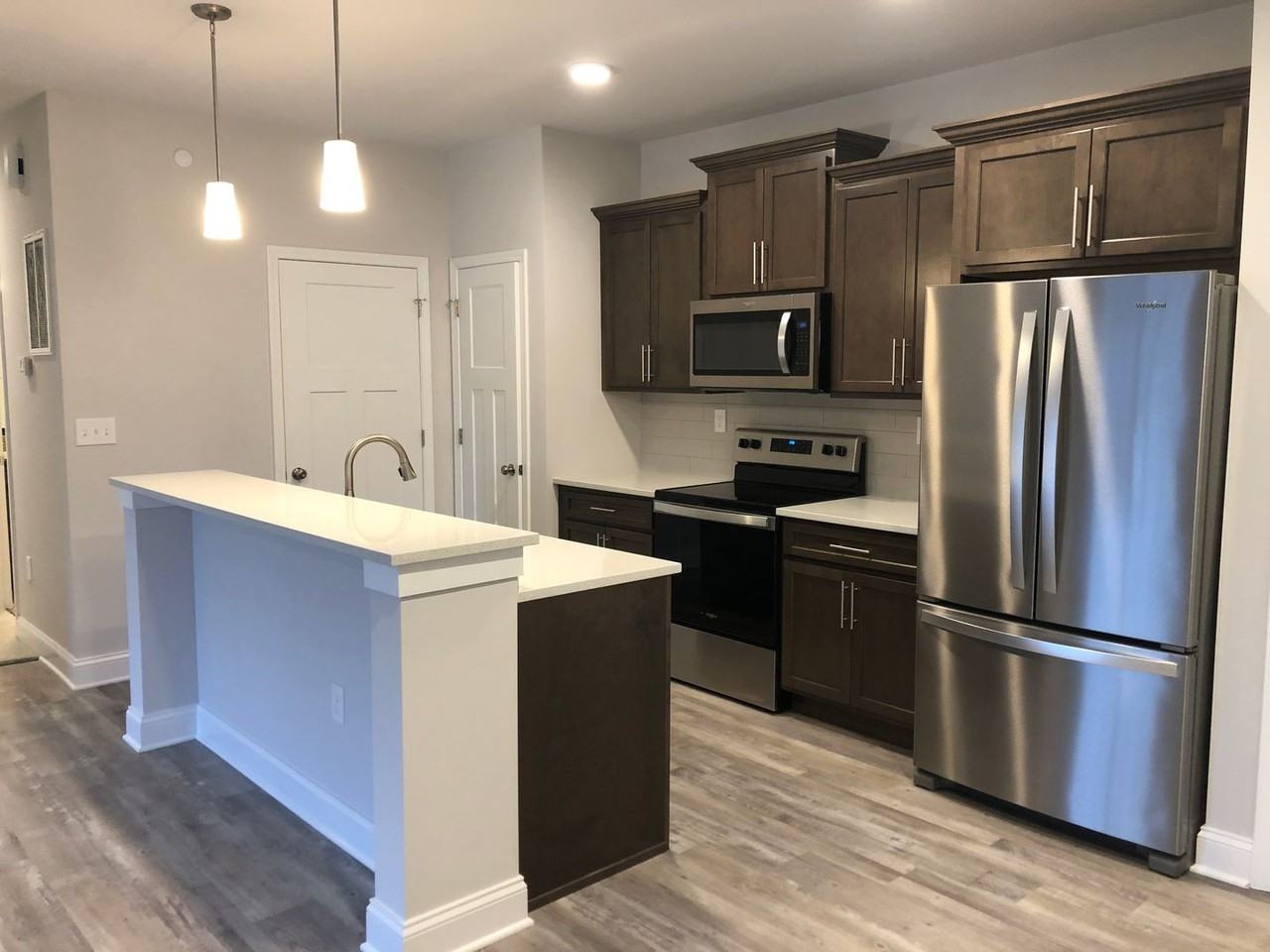 100 W Creek Ln - Photo 6 of 50