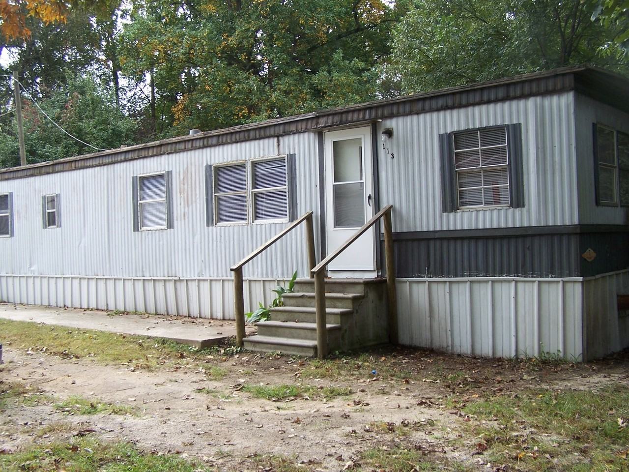 113 Ponds Ln - Photo 2 of 9
