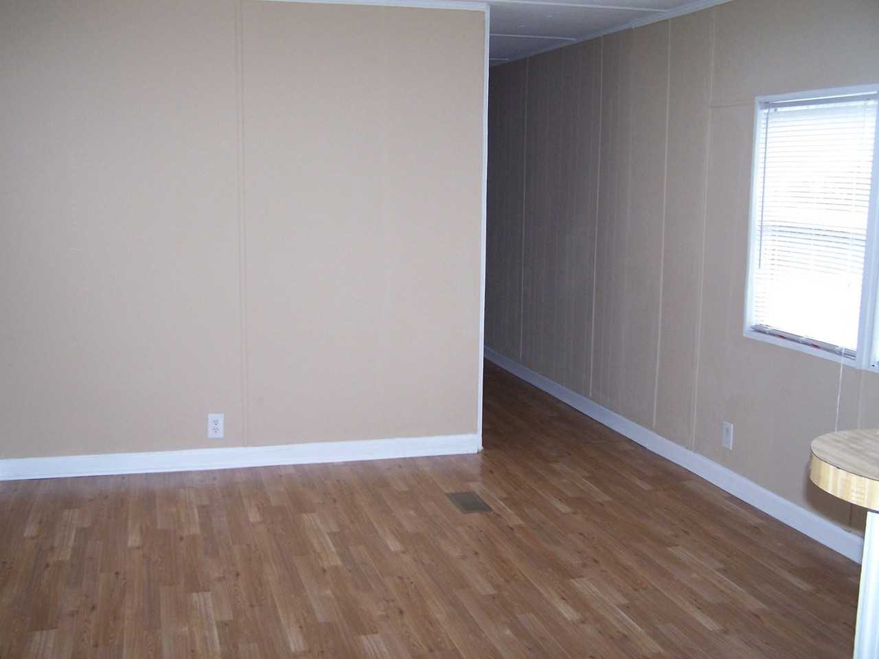 113 Ponds Ln - Photo 7 of 9