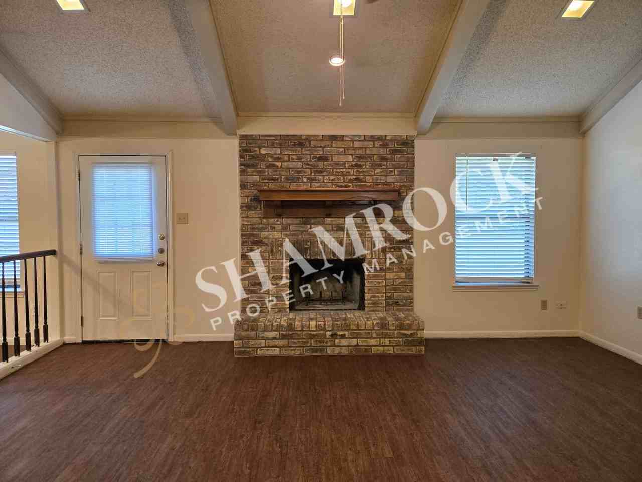 217 Tampico Dr - Photo 4 of 15