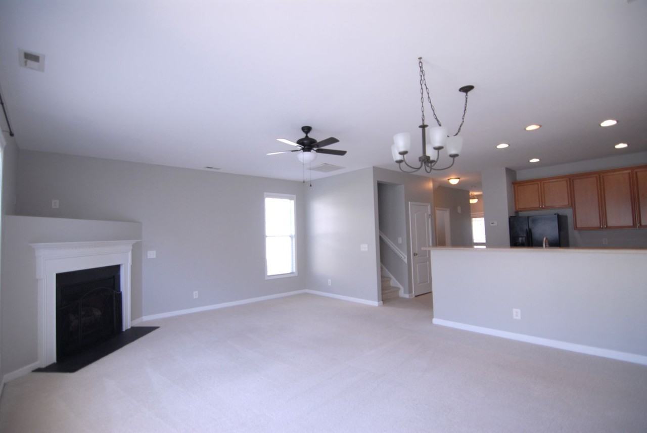 4036 Comrie Ln - Photo 3 of 19