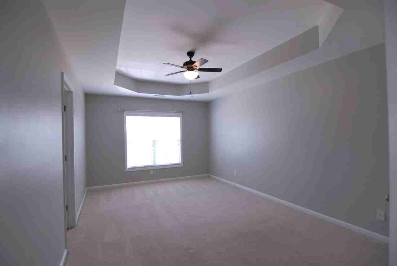 4036 Comrie Ln - Photo 7 of 19