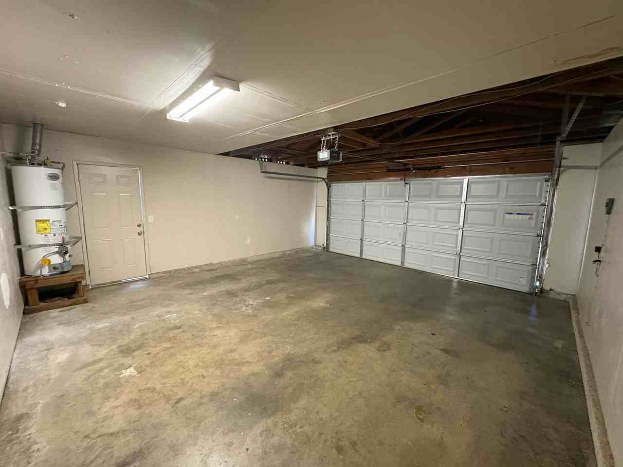 869 Belmont St - Photo 3 of 31