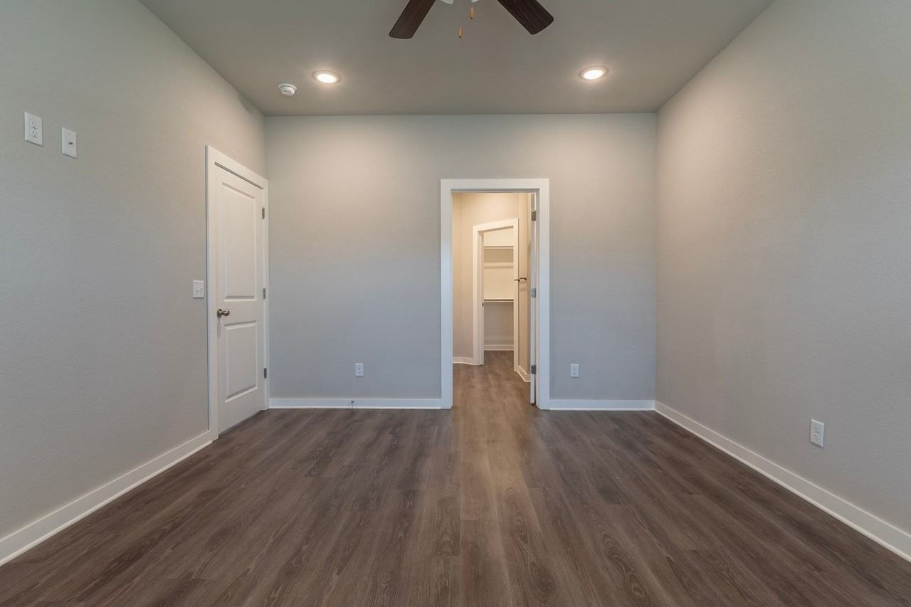 602 N Salem Rd - Photo 5 of 22
