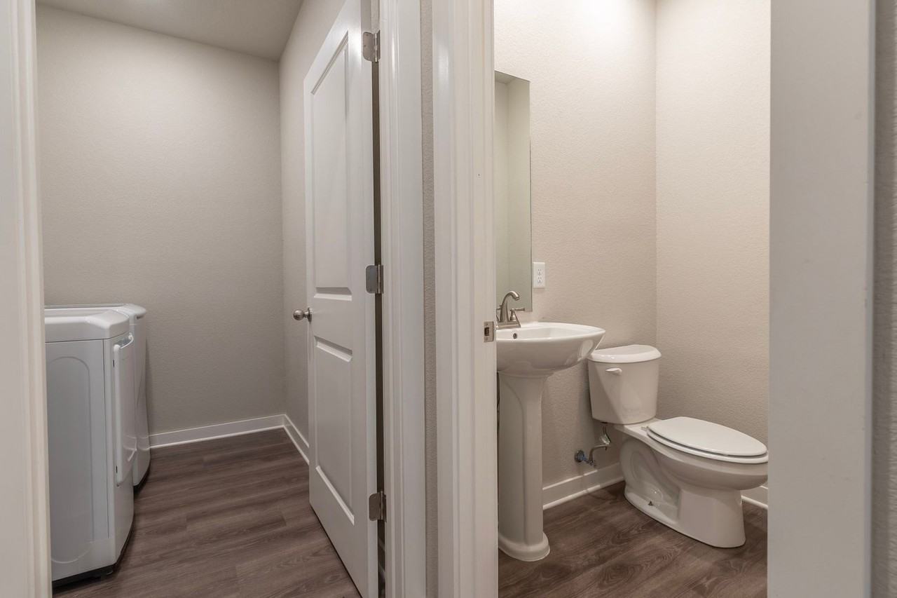 602 N Salem Rd - Photo 7 of 22