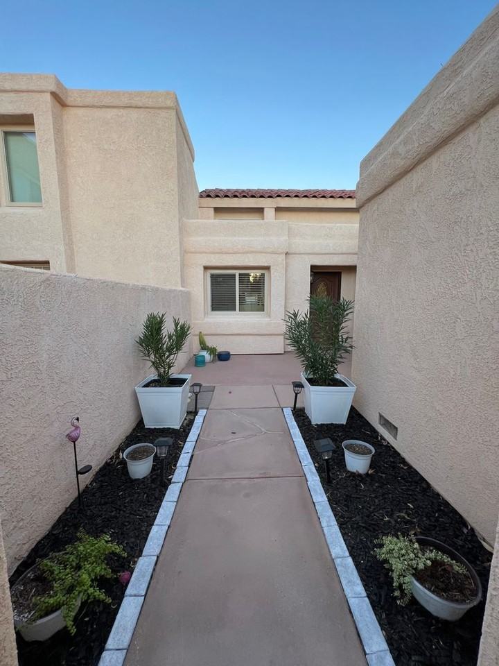 10367 S Del Rey Dr - Photo 2 of 27