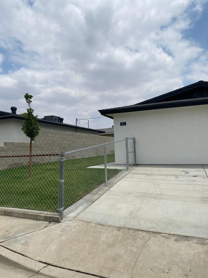 721 Tate St - Photo 2 of 13
