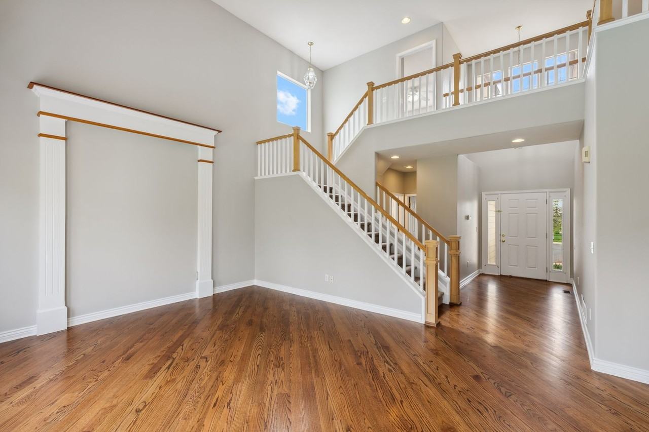 17380 E Lake Dr - Photo 4 of 26