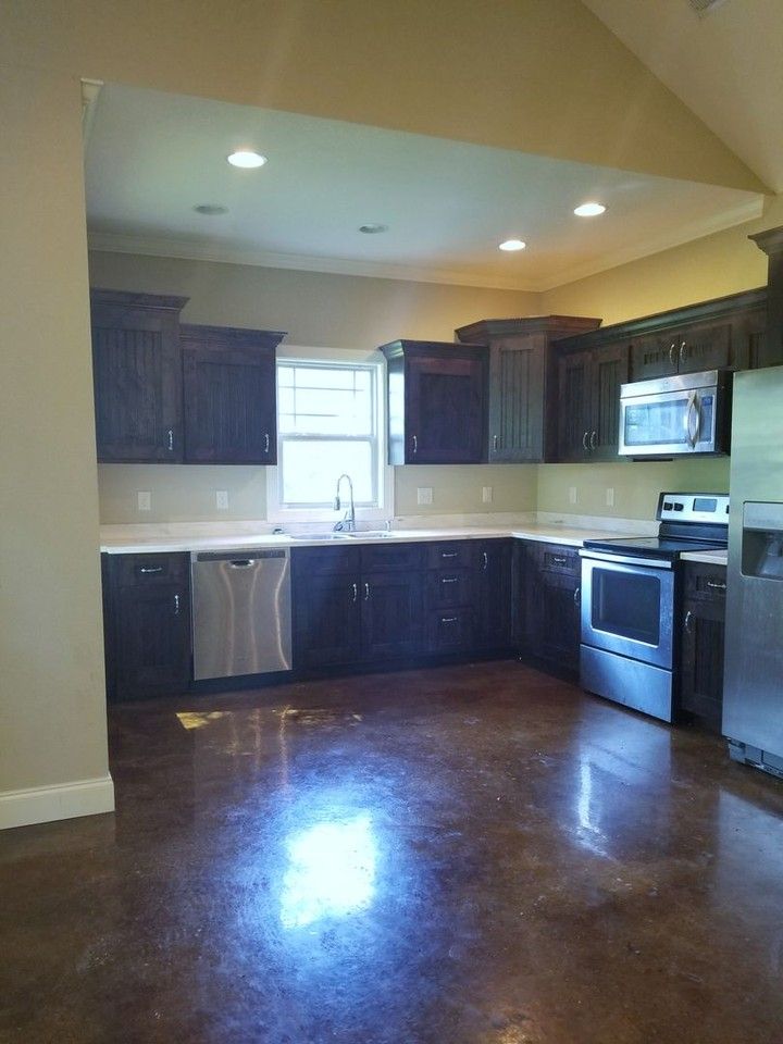 123 Weston Dr - Photo 2 of 9