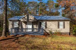 featured image of 581 Ridgewood Dr