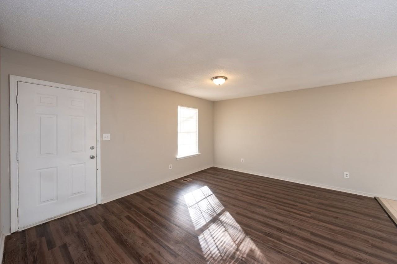 581 Ridgewood Dr - Photo 7 of 27