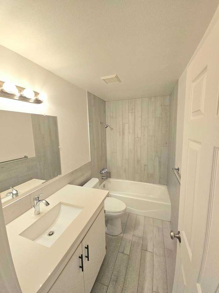 40410 Meridian E #9 - Photo 5 of 10