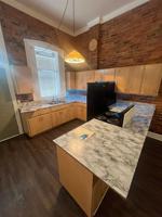 featured image of 115A Se Main St