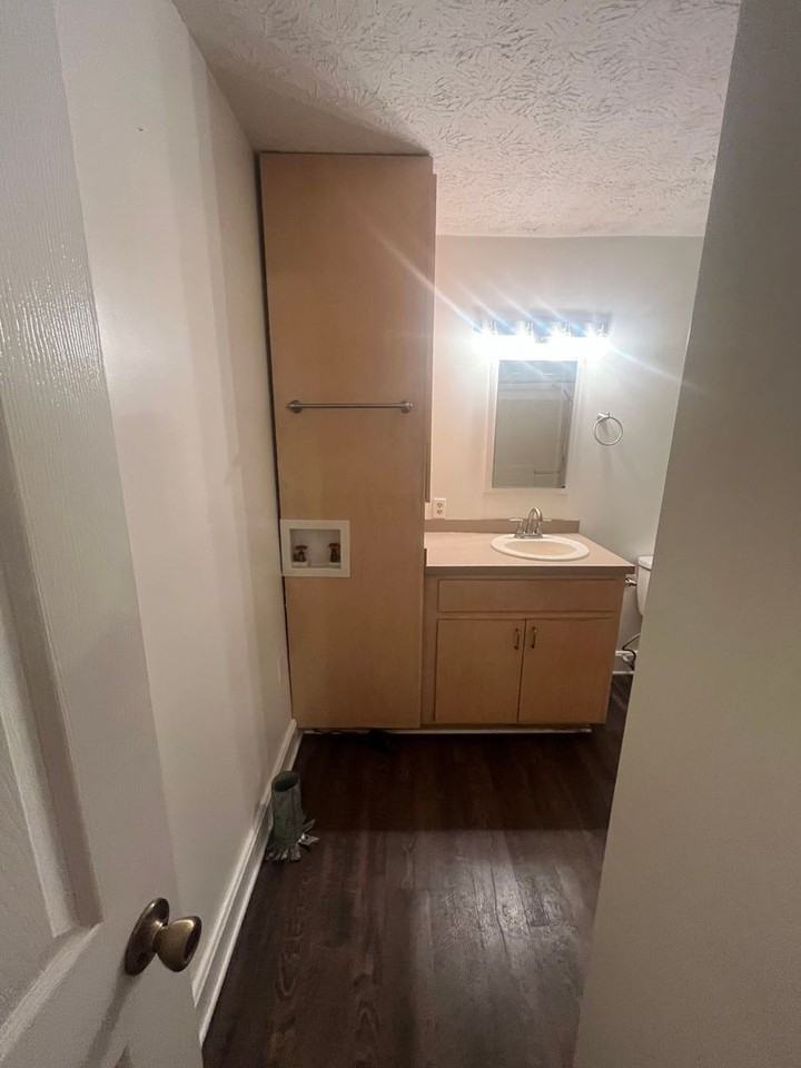 115A Se Main St - Photo 6 of 9