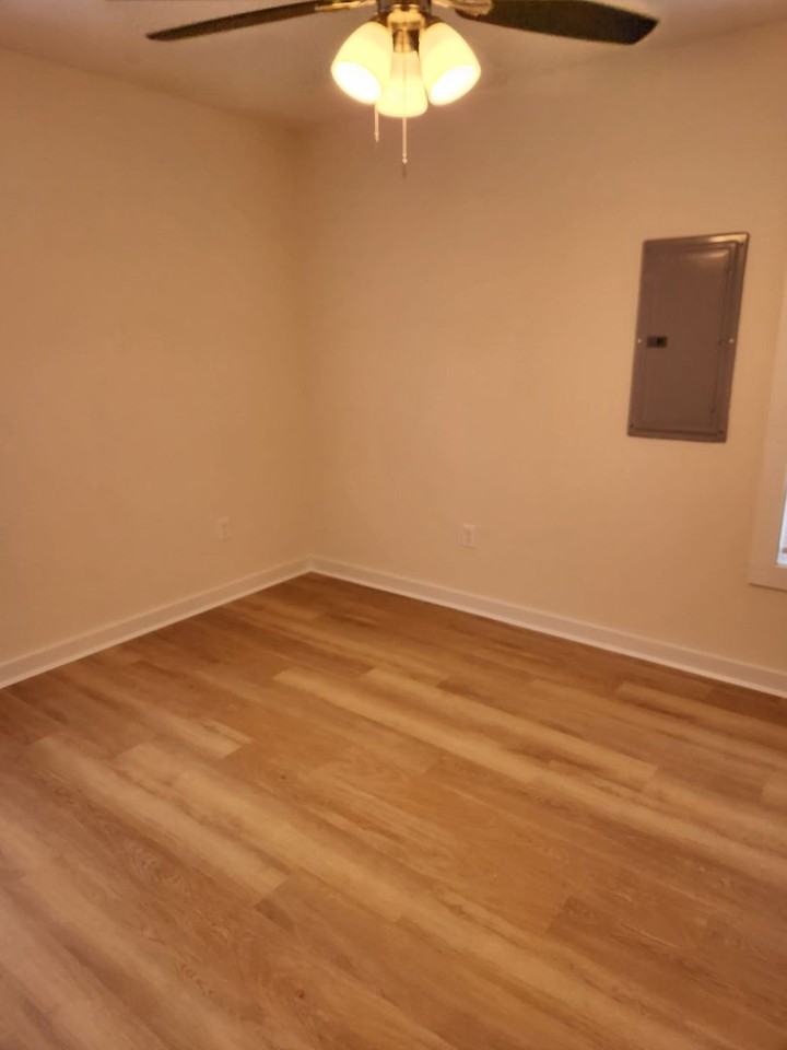 804 Church St - Photo 4 of 8