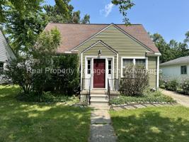featured image of 1596 Albany St
