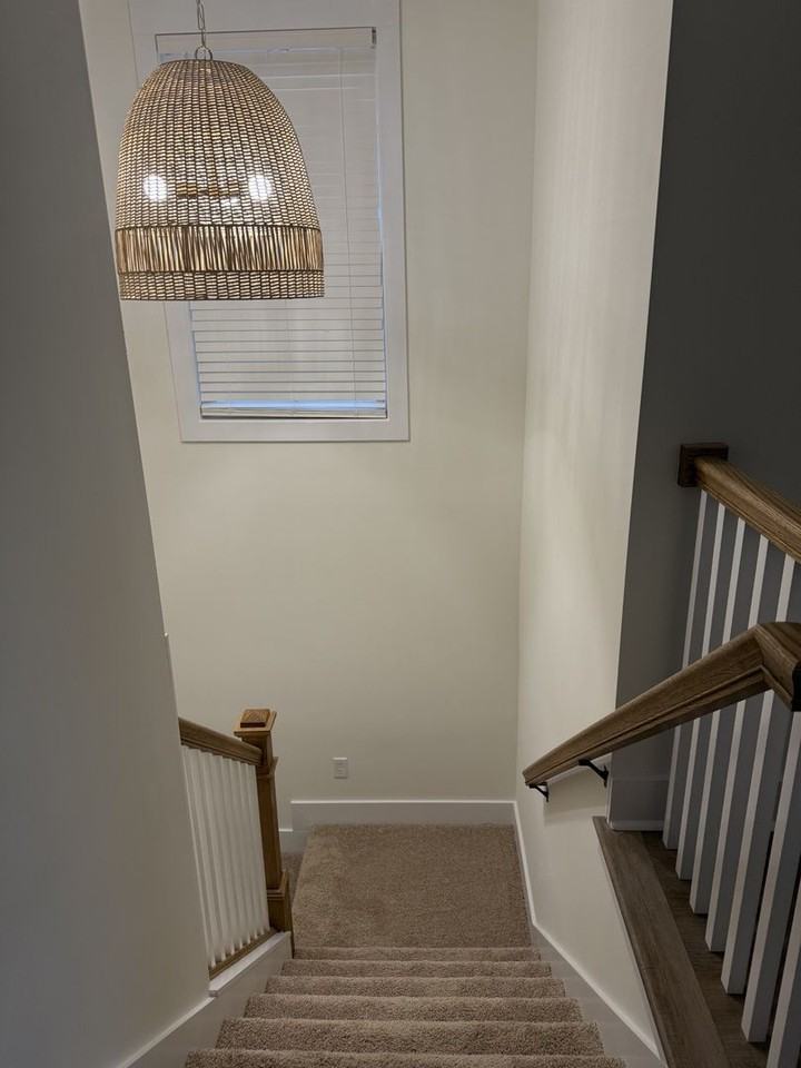 1358 Belfair St - Photo 5 of 10