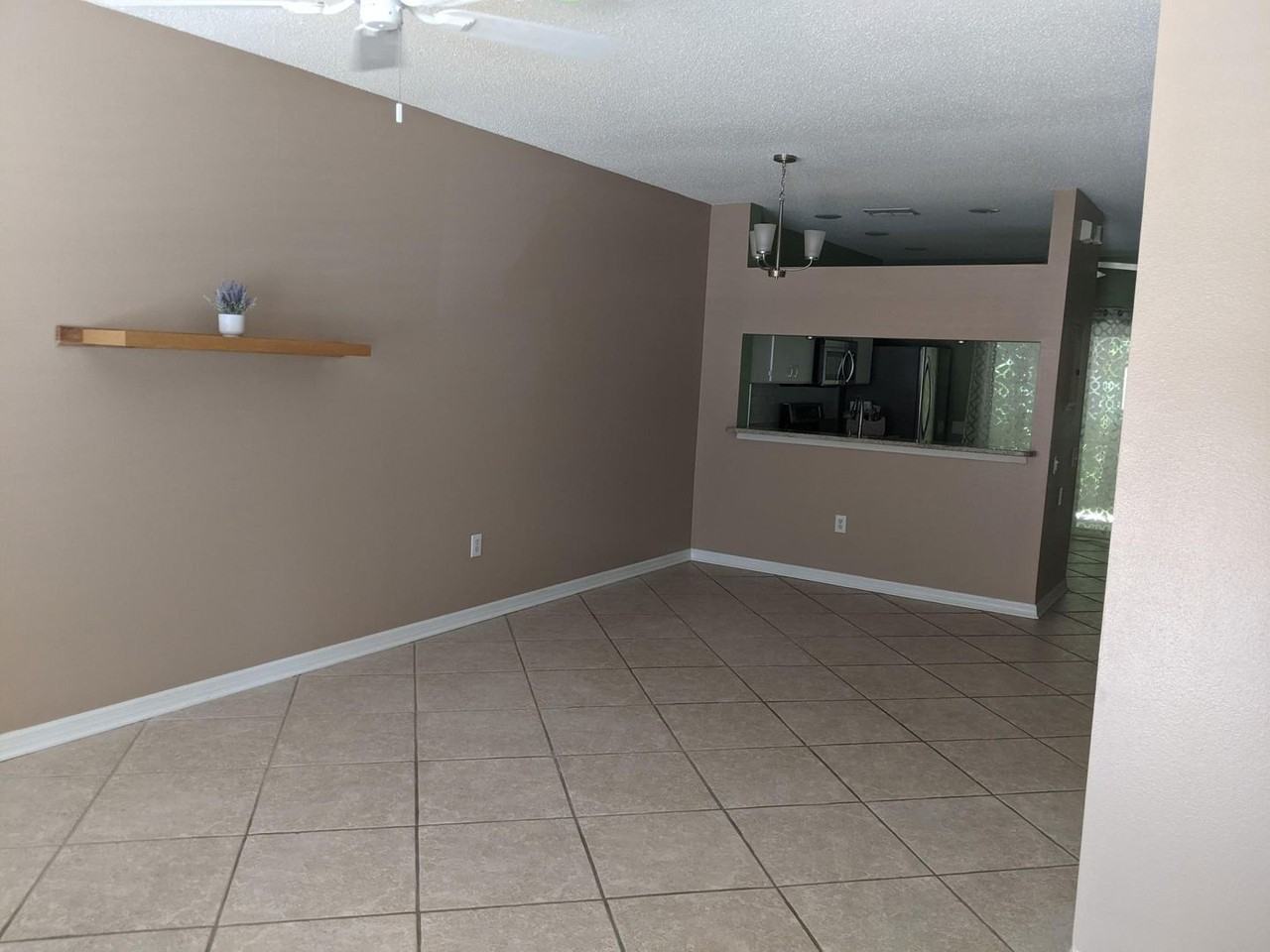 8626 Hunters Key Cir - Photo 2 of 11