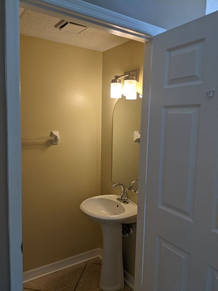 8626 Hunters Key Cir - Photo 5 of 11
