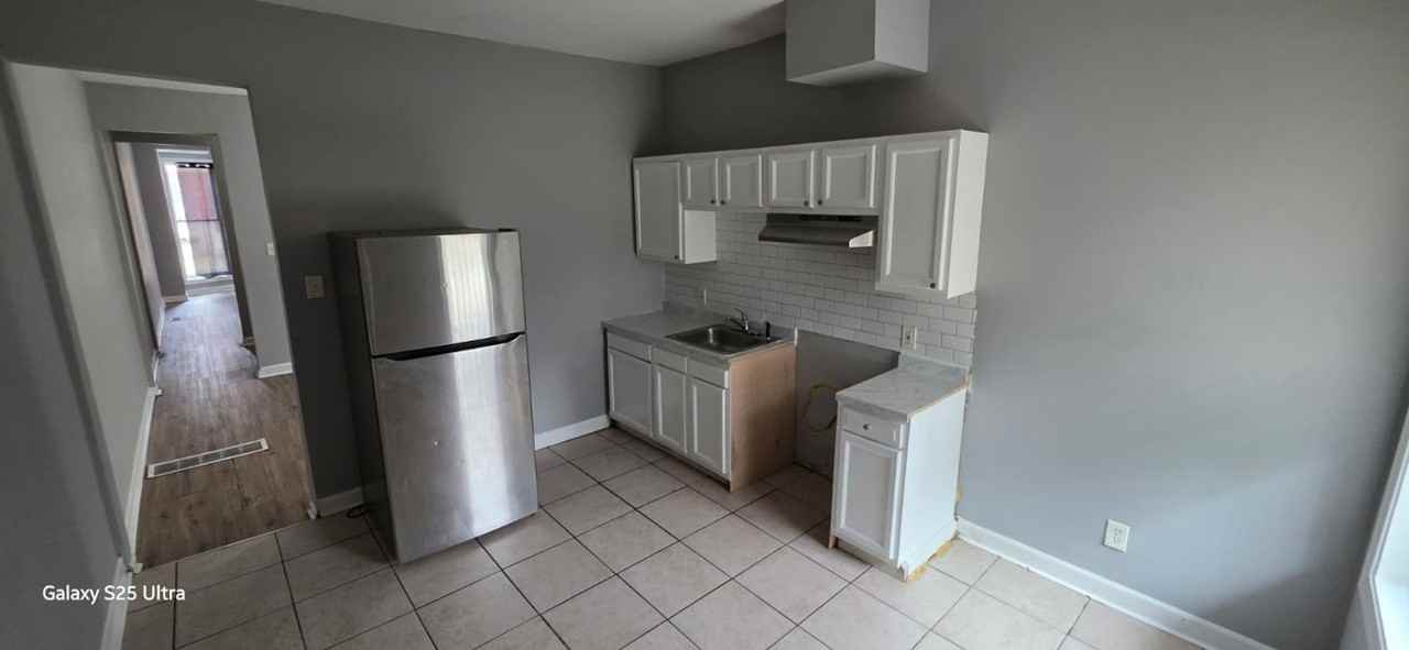 1811 W Lafayette Ave - Photo 4 of 21