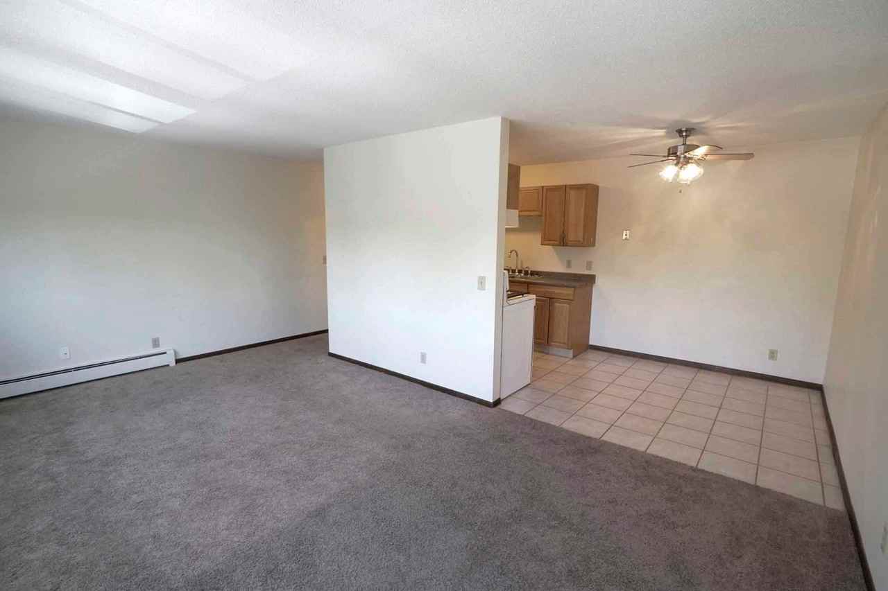 Twin Lakes Apartments - Photo 7 of 29
