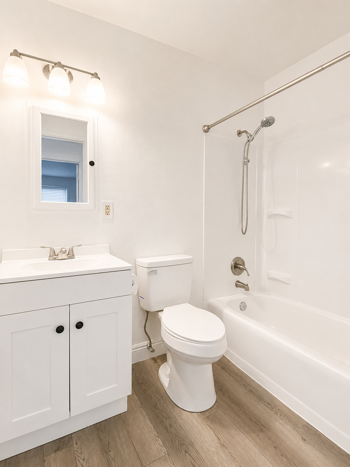 Driftwood Apartments - Photo 6 of 7