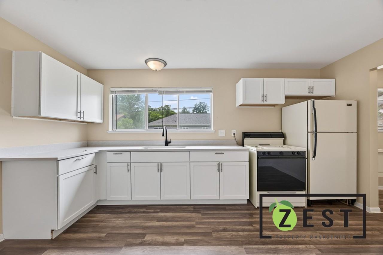 39483 Marne Ave - Photo 5 of 19
