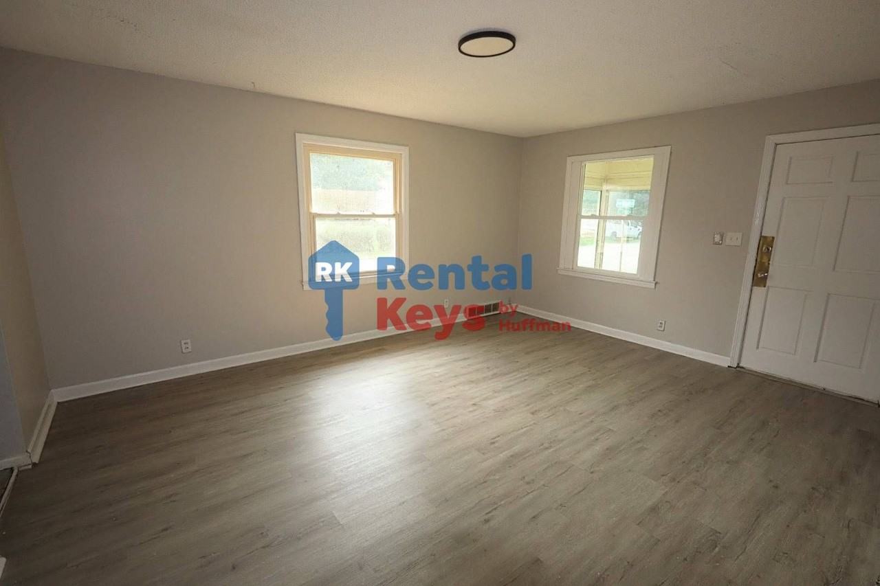 732 Wall St - Photo 2 of 16
