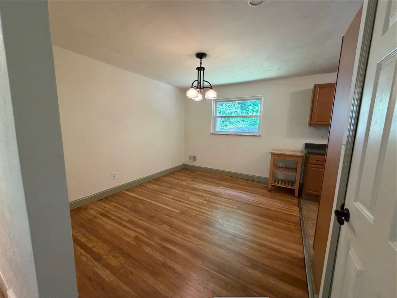 2940 Dodds Ave - Photo 7 of 18