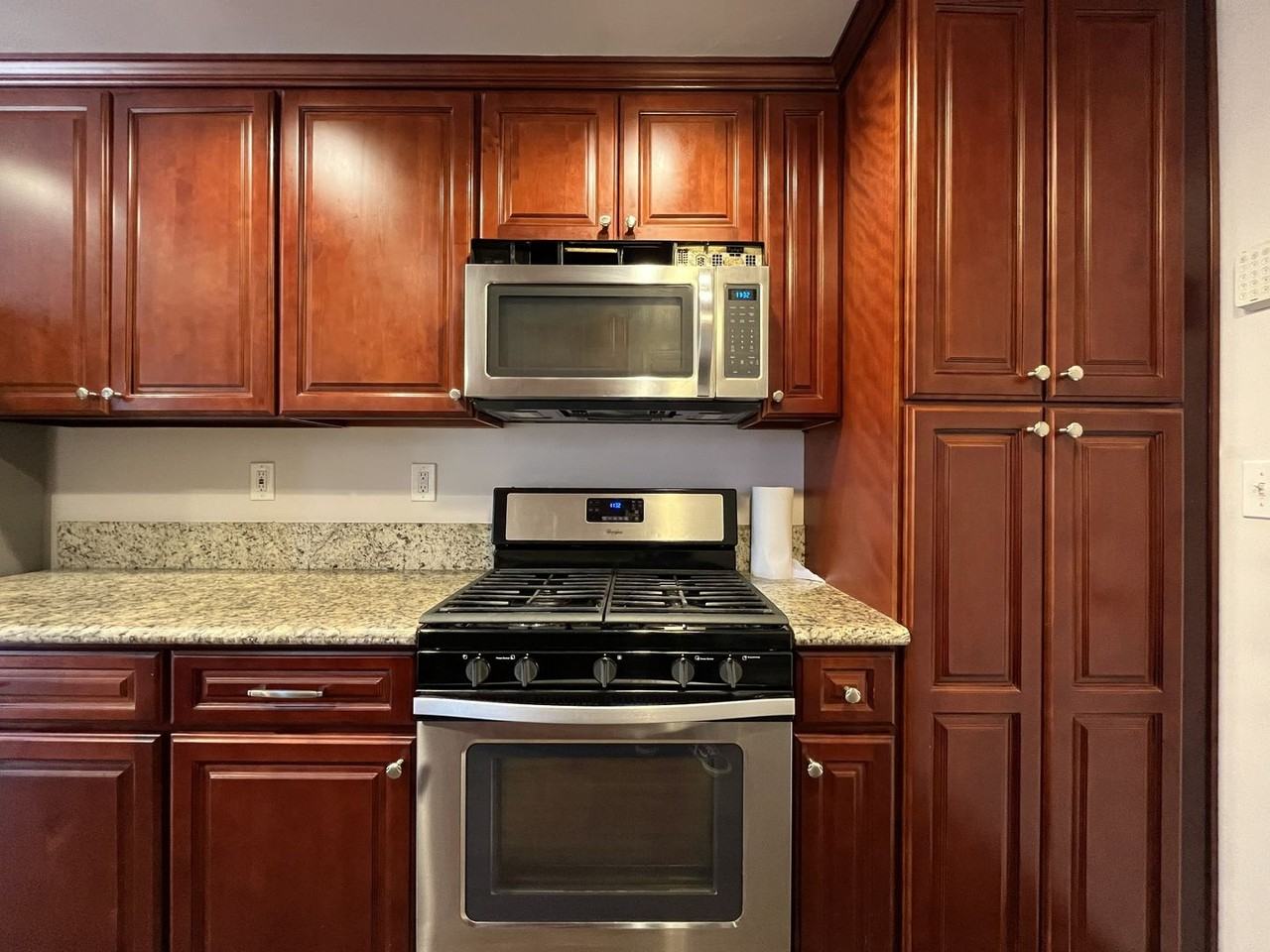 730 Se 143rd Ave - Photo 6 of 32