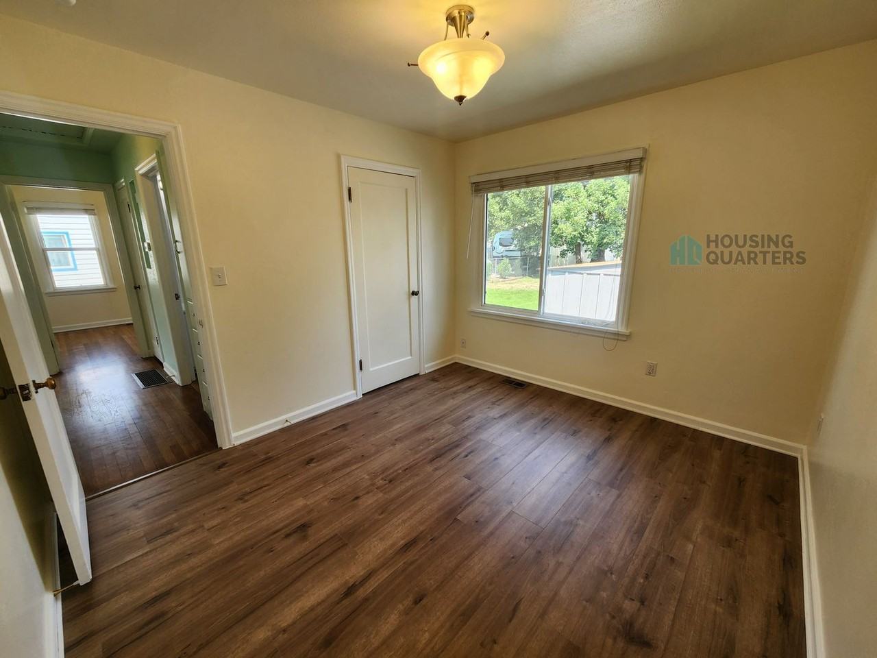 4120 W Sanson Ave - Photo 5 of 18