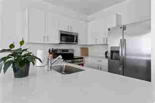 760 760 SE 13th Ct th 760 - Photo 1 of 1