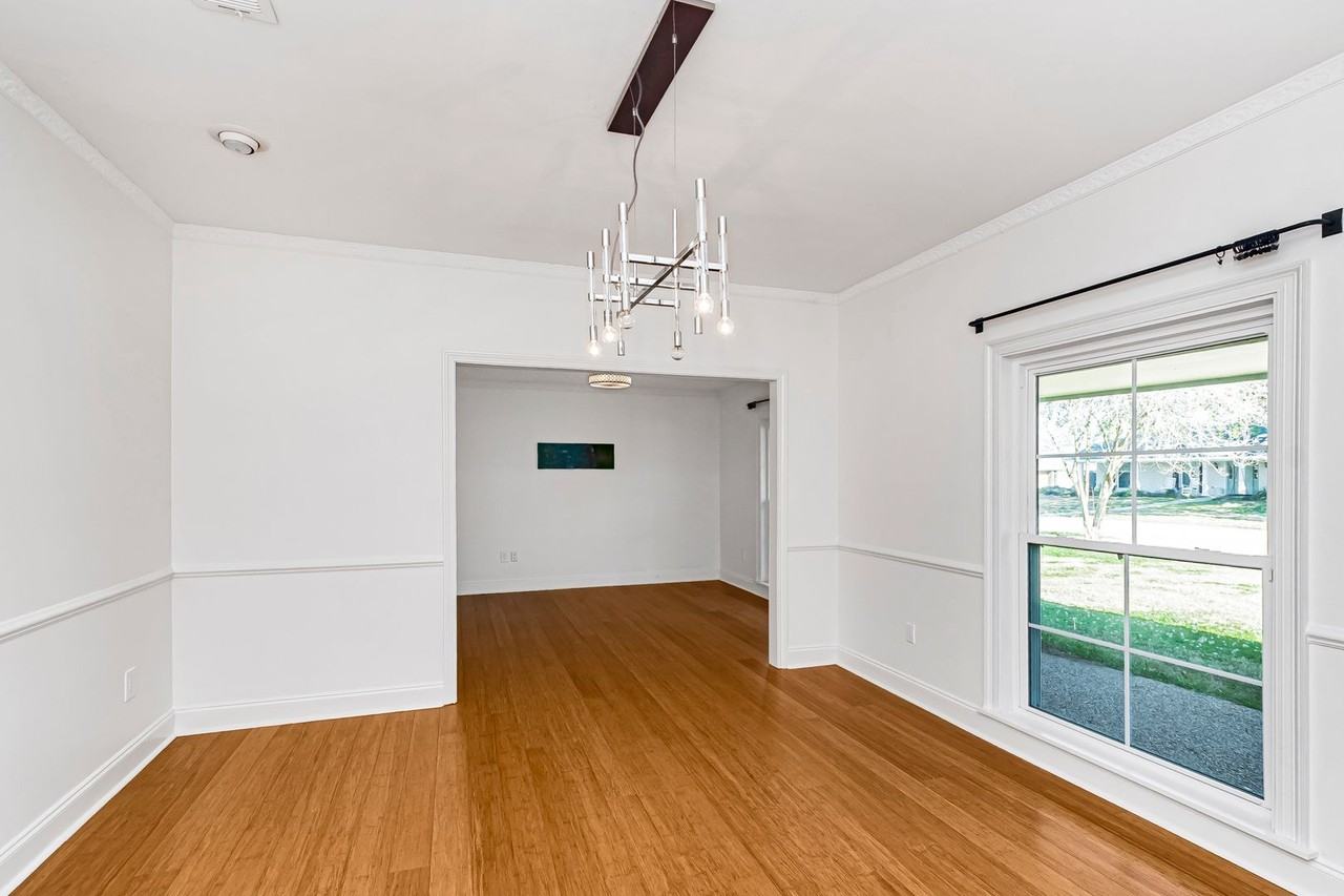 4204 Pine Park Dr - Photo 6 of 37