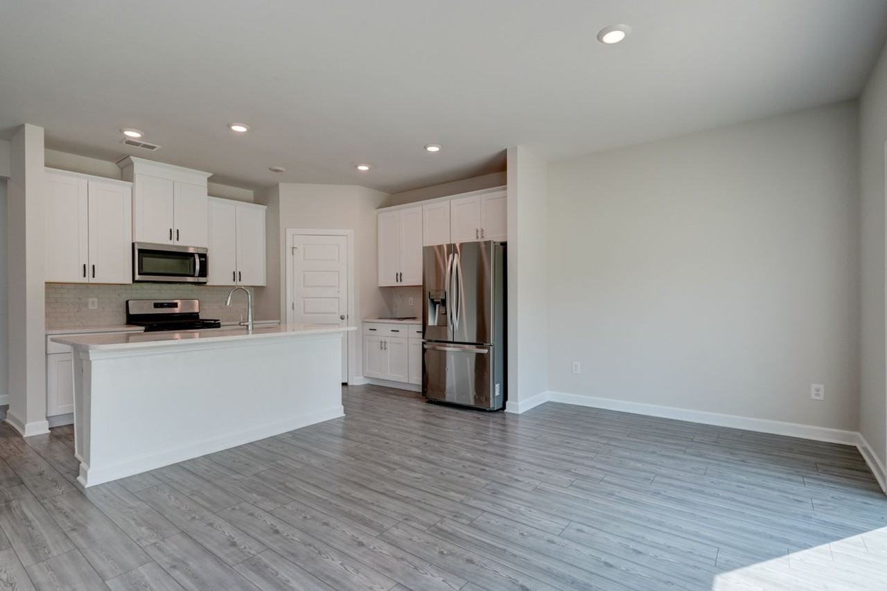 123 Mainsail Way - Photo 7 of 39